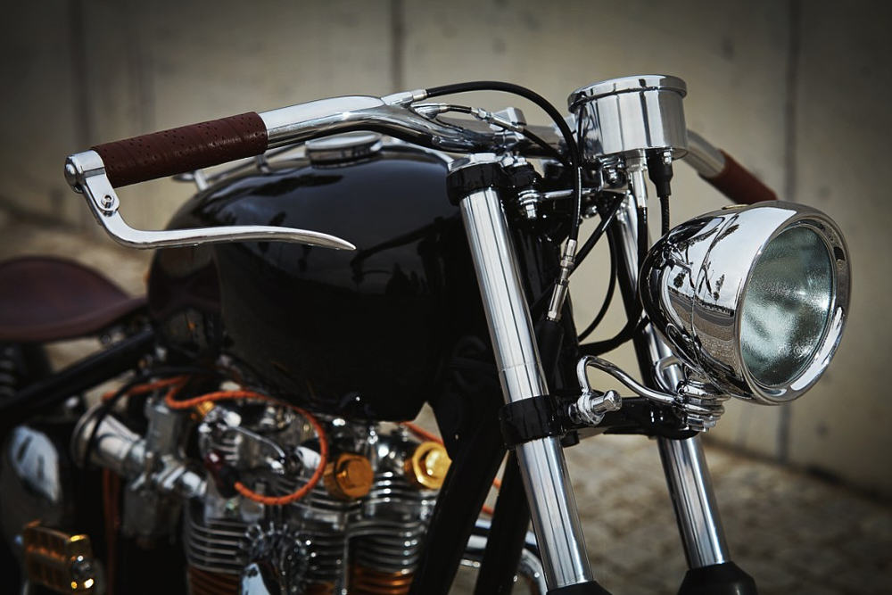 Custom Bike T120R-Bobber Elvira por Rui Bandeira Fotografia