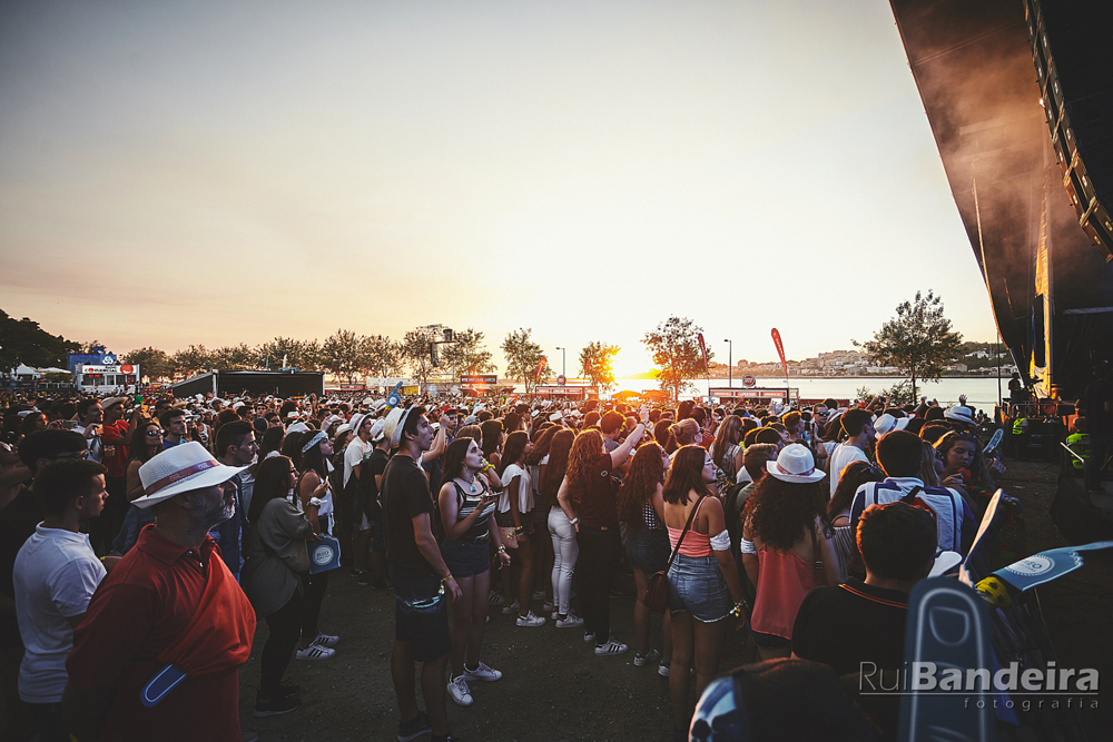 Lost Frequencies no segundo dia do MEO Mares Vivas 2016 por Rui Bandeira Fotografia