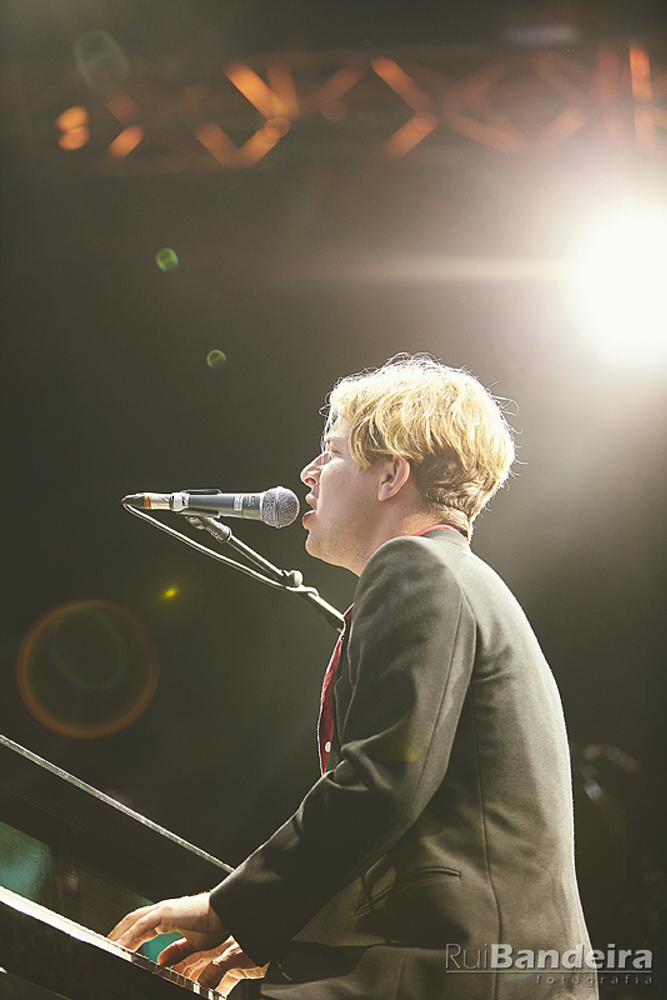 Tom Odell no terceiro dia  do MEO Mares Vivas 2016 por Rui Bandeira Fotografia