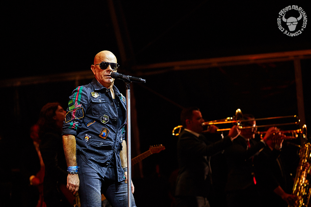 Pedro Abrunhosa com Orquestra Sinfónica da Casa da Musica concerto