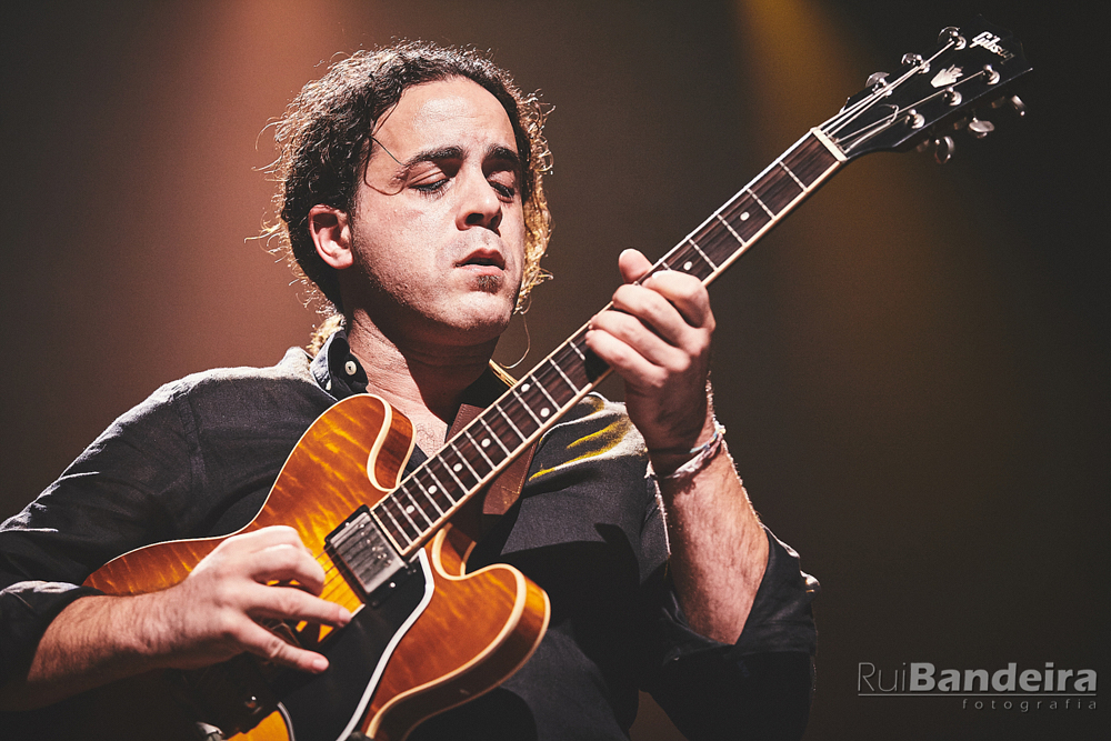 Sandro Norton with Garry Burton no coliseu do Porto 21 Por 1