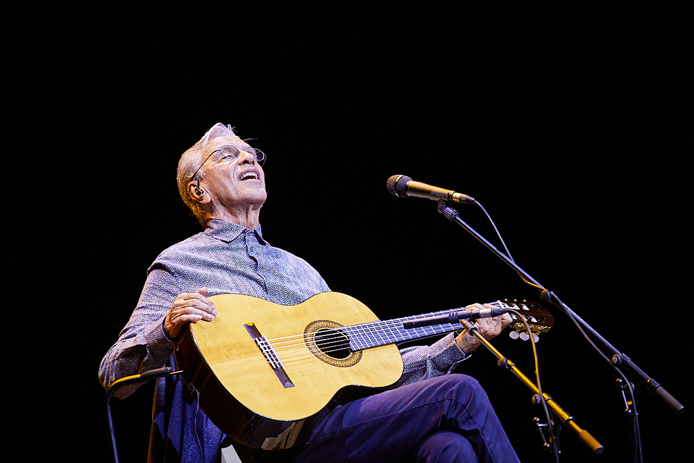 fotografia de concerto para o Caetano Veloso no coliseu de lisboa.
concert photography