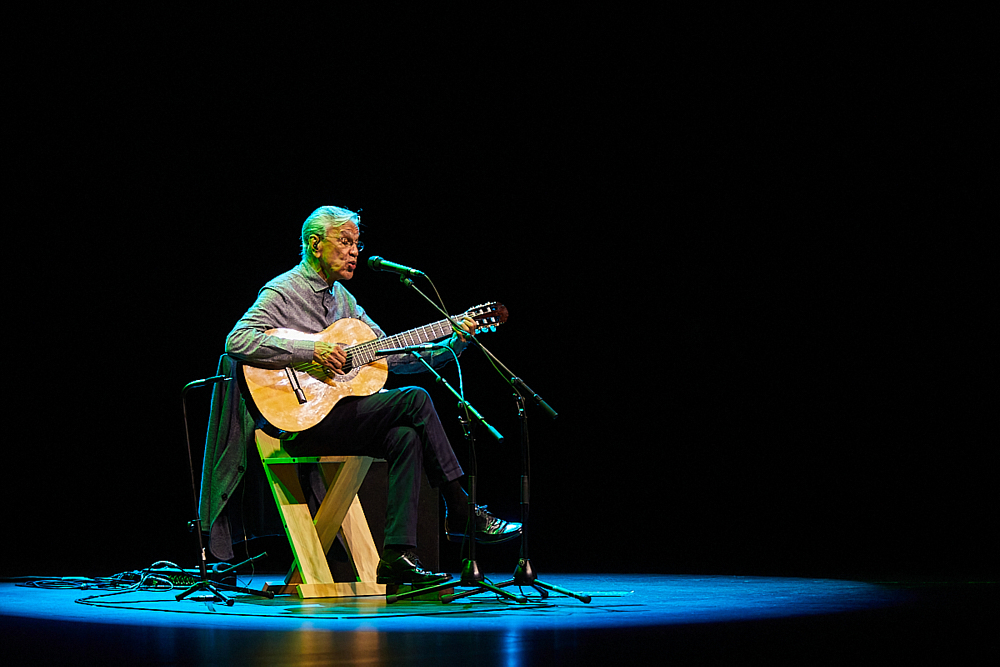 fotografia de concerto para o Caetano Veloso no coliseu de lisboa.
concert photography