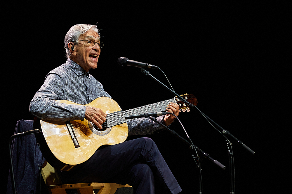 fotografia de concerto para o Caetano Veloso no coliseu de lisboa.
concert photography