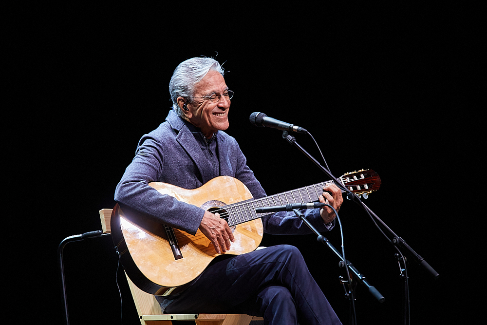 fotografia de concerto para o Caetano Veloso no coliseu de lisboa.
concert photography