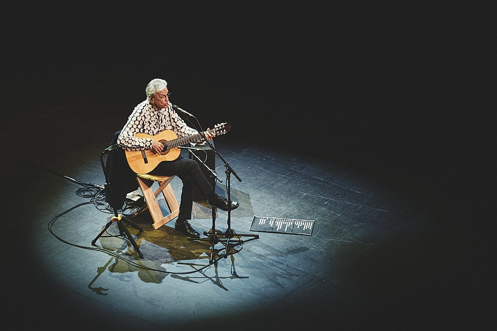 fotografia de concerto para o Caetano Veloso no coliseu de lisboa. concert photography