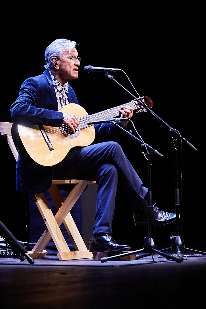 fotografia de concerto para o Caetano Veloso no coliseu do Porto. concert photography
