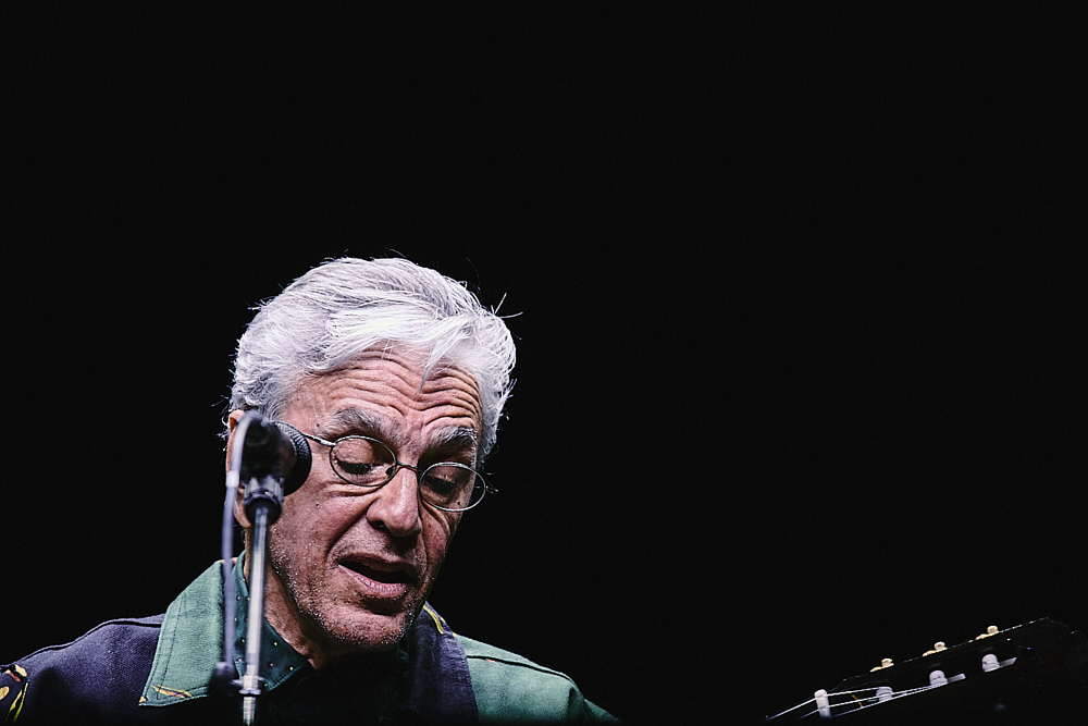 fotografia de concerto para o Caetano Veloso no coliseu do Porto. concert photography