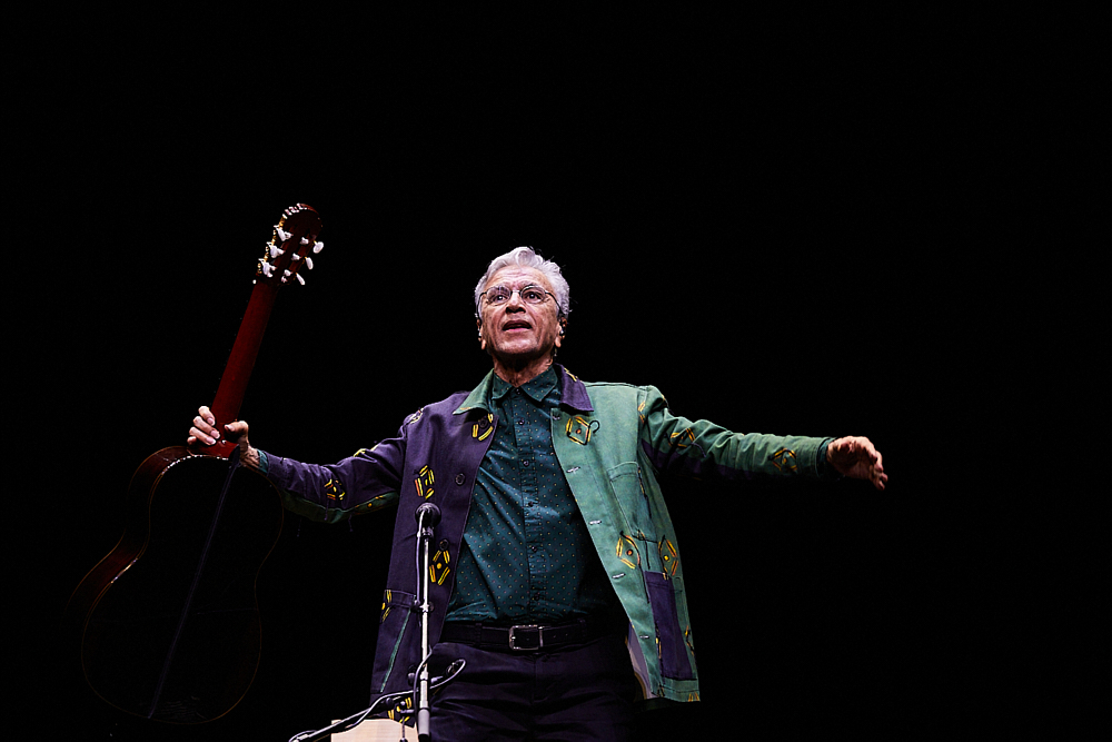 fotografia de concerto para o Caetano Veloso no coliseu do Porto. concert photography