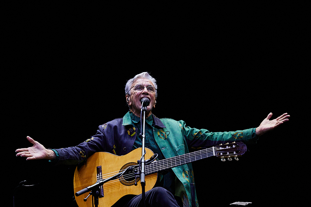 fotografia de concerto para o Caetano Veloso no coliseu do Porto. concert photography