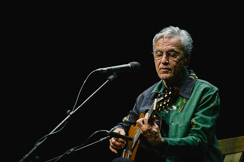 fotografia de concerto para o Caetano Veloso no coliseu do Porto. concert photography