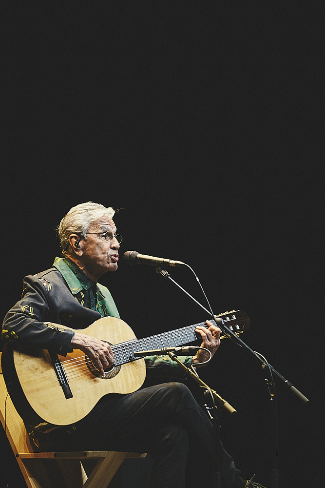 fotografia de concerto para o Caetano Veloso no coliseu do Porto. concert photography