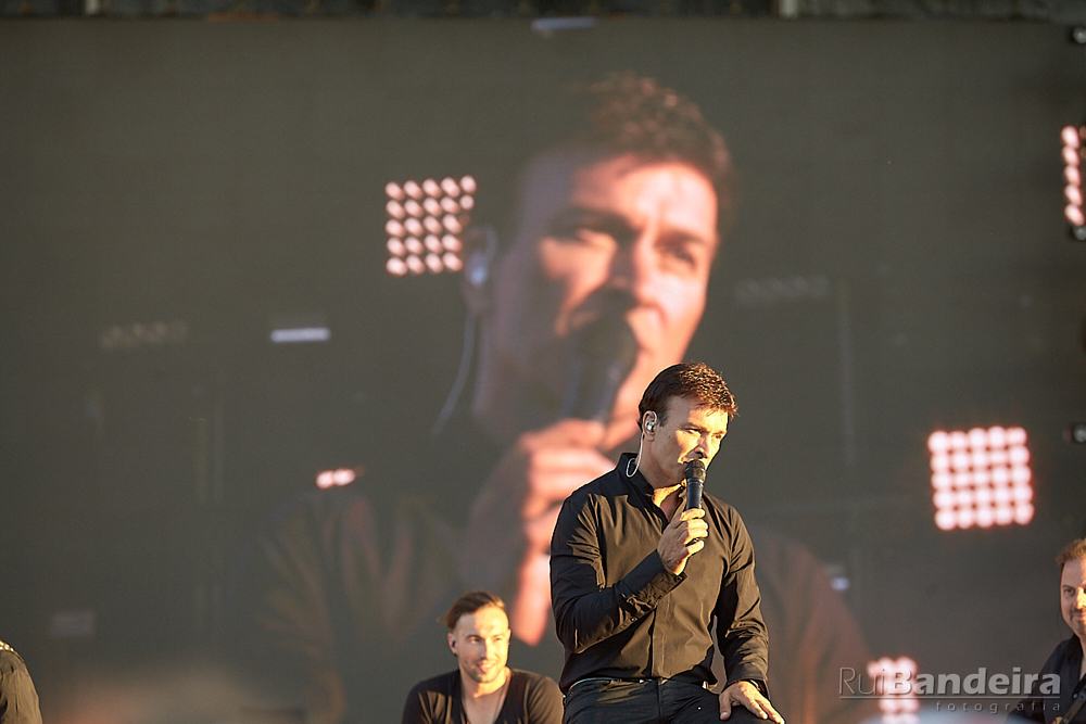 Fotografia de concerto para a Festa da comida Continente por Rui Bandeira Fotografia. Concert photography