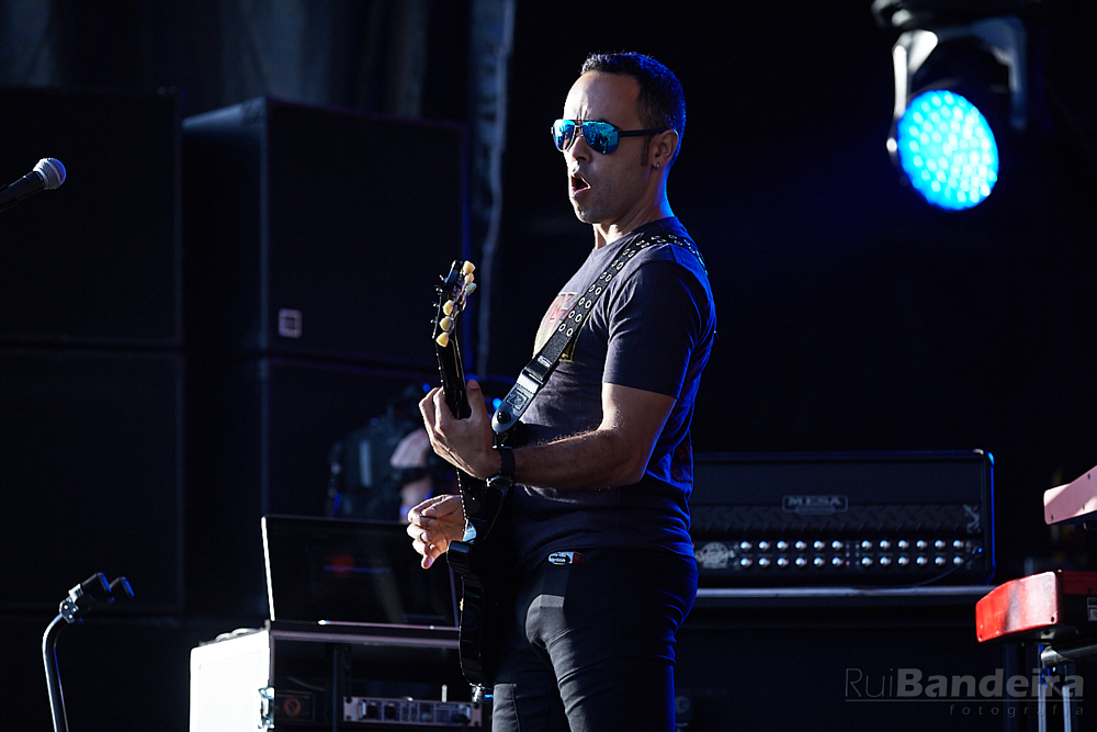 Fotografia de concerto e de festival no MEO Mares Vivas por Rui Bandeira Fotografia. Concert photography