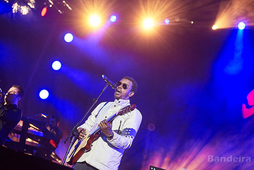 Fotografia de concerto e de festival no MEO Mares Vivas por Rui Bandeira Fotografia. Concert photography