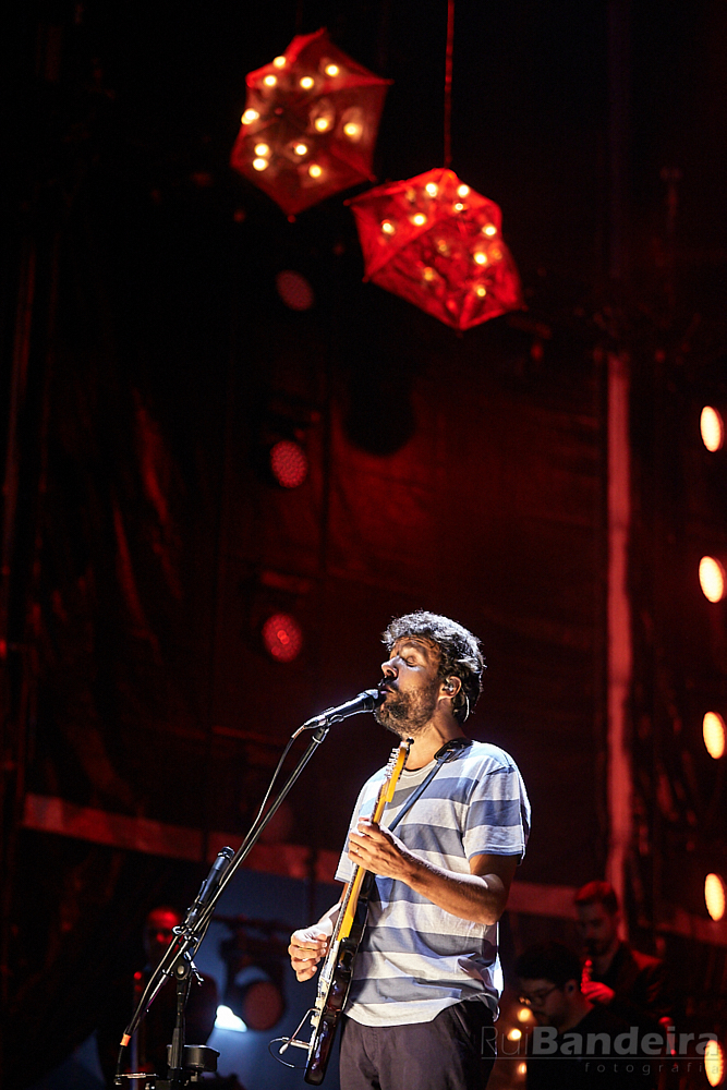 Fotografia de concerto e de festival no MEO Mares Vivas por Rui Bandeira Fotografia. Concert photography