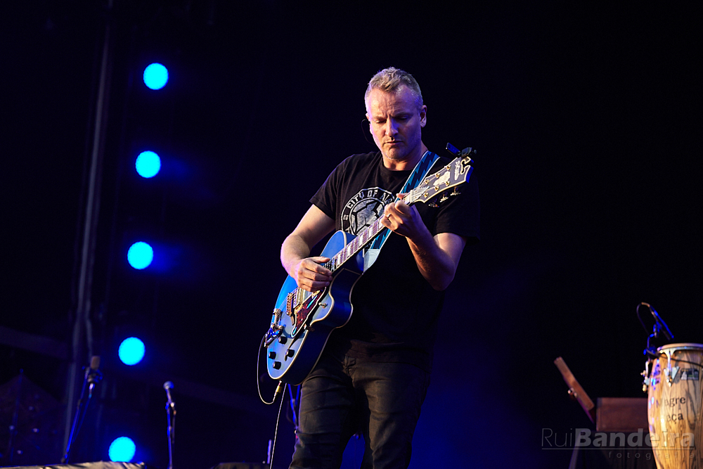 Fotografia de concerto e de festival no MEO Mares Vivas por Rui Bandeira Fotografia. Concert photography