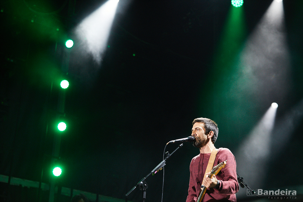 Fotografia de concerto no Festival MEO Mares Vivas por Rui Bandeira Fotografia. Concert photography