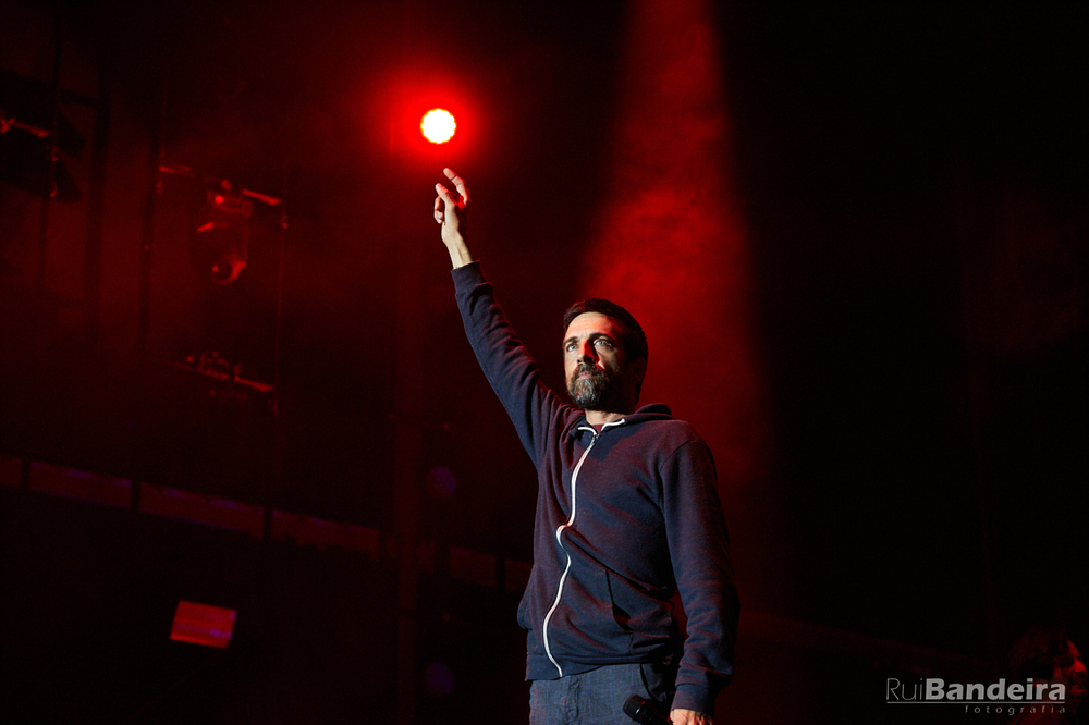 Fotografia de concerto no Festival MEO Mares Vivas por Rui Bandeira Fotografia. Concert photography