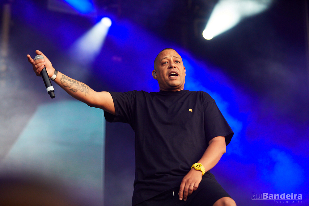 Fotografia de concerto no Festival MEO Mares Vivas por Rui Bandeira Fotografia.
Concert photography