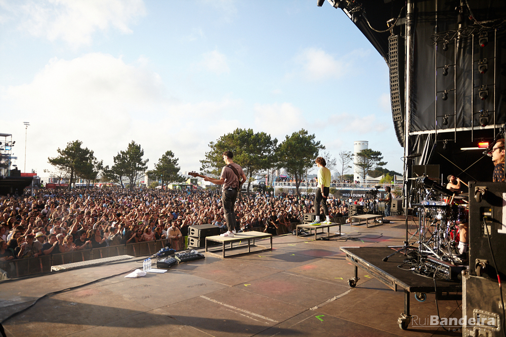 Fotografia de concerto no Festival MEO Mares Vivas por Rui Bandeira Fotografia. Concert photography