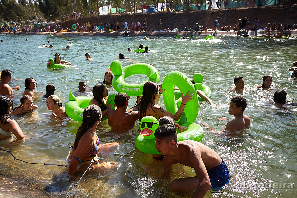 Fotografia de concerto do Festival MEOSW 2017 por Rui Bandeira Fotografia.
Concert photography