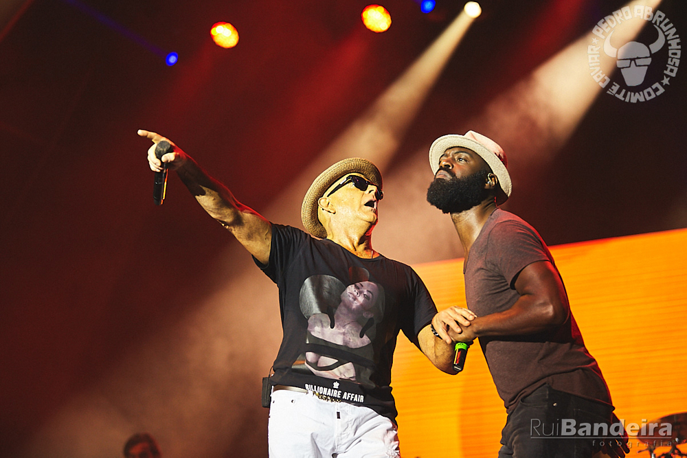 Fotografia de concerto Pedro Abrunhos com Maceo Parker em Guimaraes por Rui Bandeira Fotografia.
Concert photography