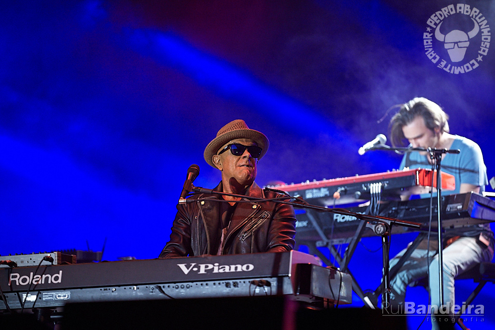 Fotografia de concerto Pedro Abrunhos com Maceo Parker em Guimaraes por Rui Bandeira Fotografia.
Concert photography