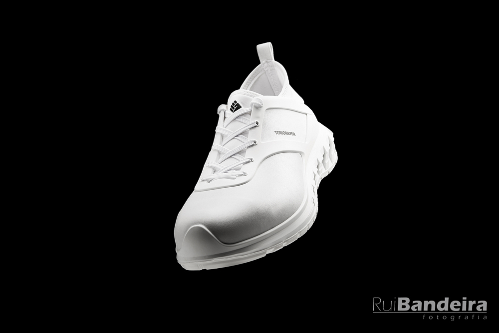 Fotografia de produto de sapatilhas da Toworkfor por Rui Bandeira Fotografia. Product photography
