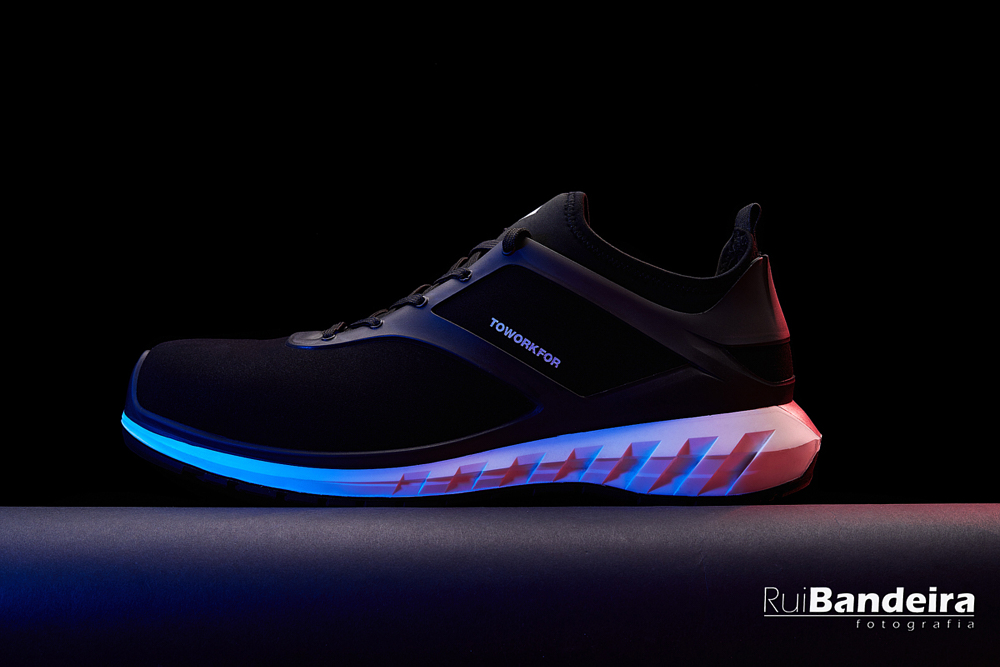 Fotografia de produto de sapatilhas da Toworkfor por Rui Bandeira Fotografia. Product photography