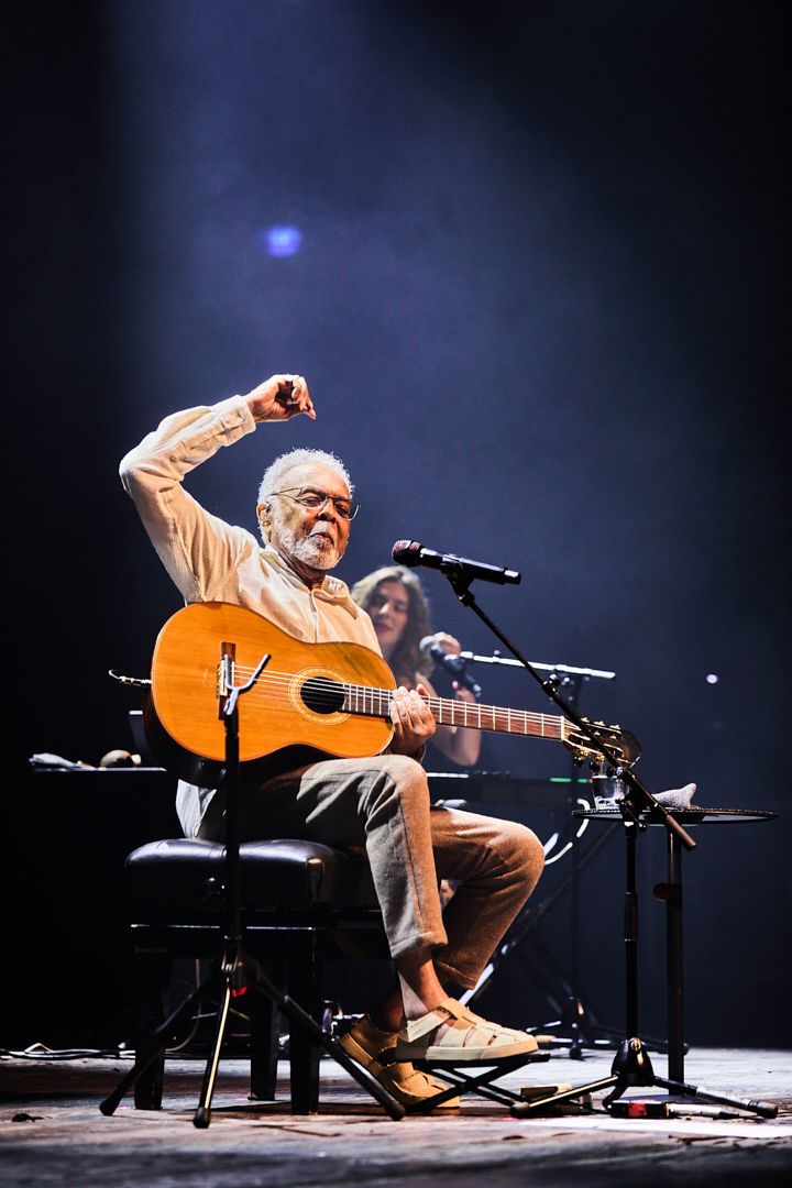 Fotografia de concerto no concerto do Gilberto Gil no coliseu do Porto