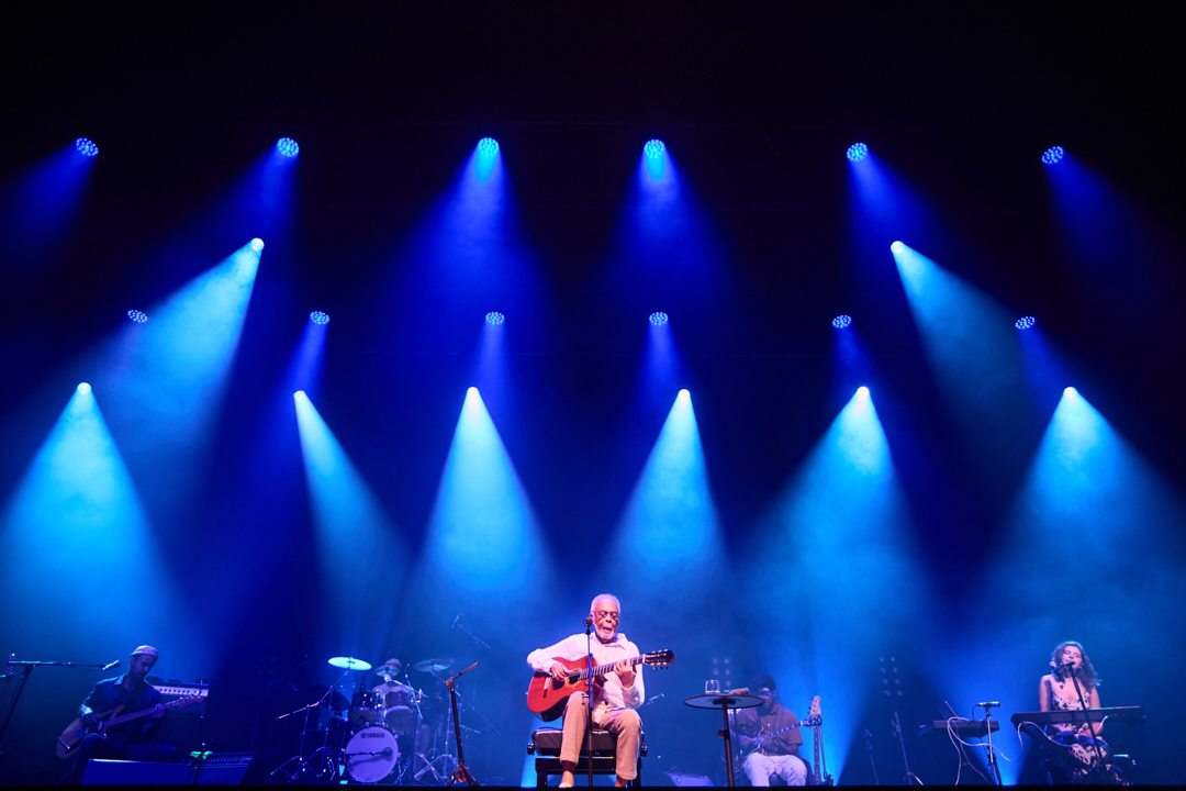 Fotografia de concerto no concerto do Gilberto Gil no coliseu do Porto