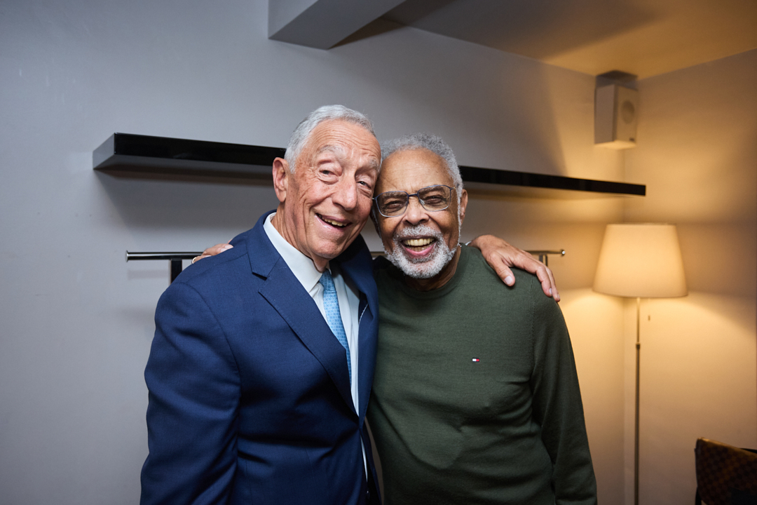 Marcelo Rebelo de Sousa com Gilberto Gil no concerto do Gilberto Gil no coliseu do Porto